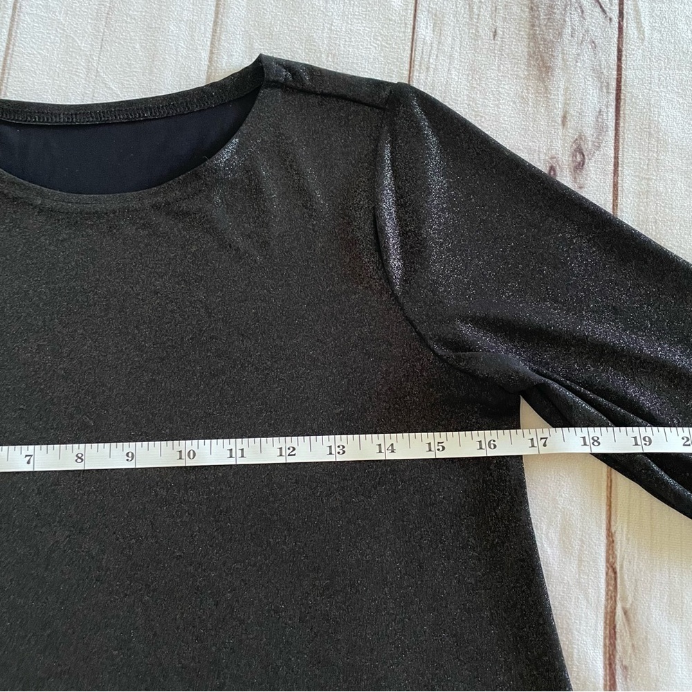 Shimmer Scoop Neck Tunic Blouse Womens S Black Liquid Knit Hi Low 3/4 Sleeve EUC - Picture 8 of 10